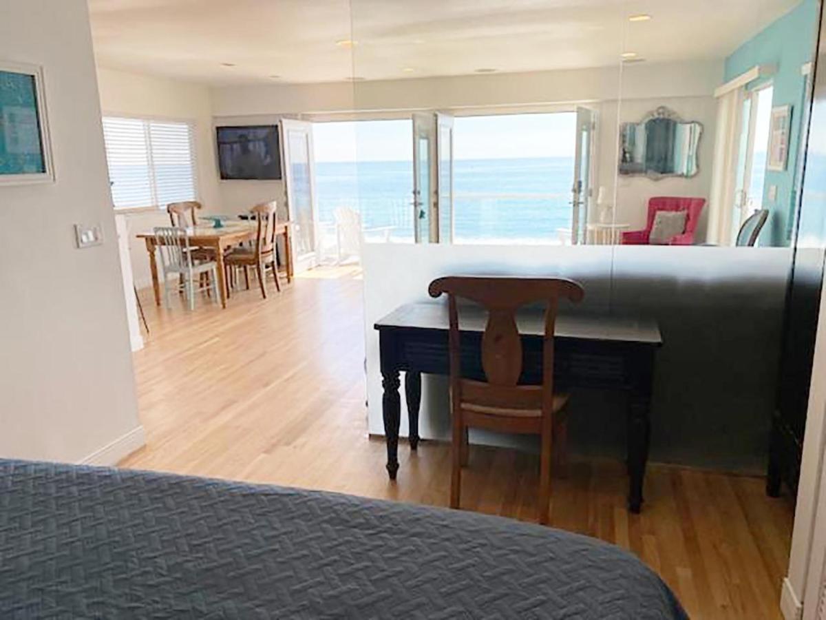 Malibu Private Beach Apartments Bagian luar foto