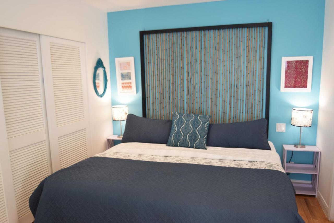 Malibu Private Beach Apartments Bagian luar foto