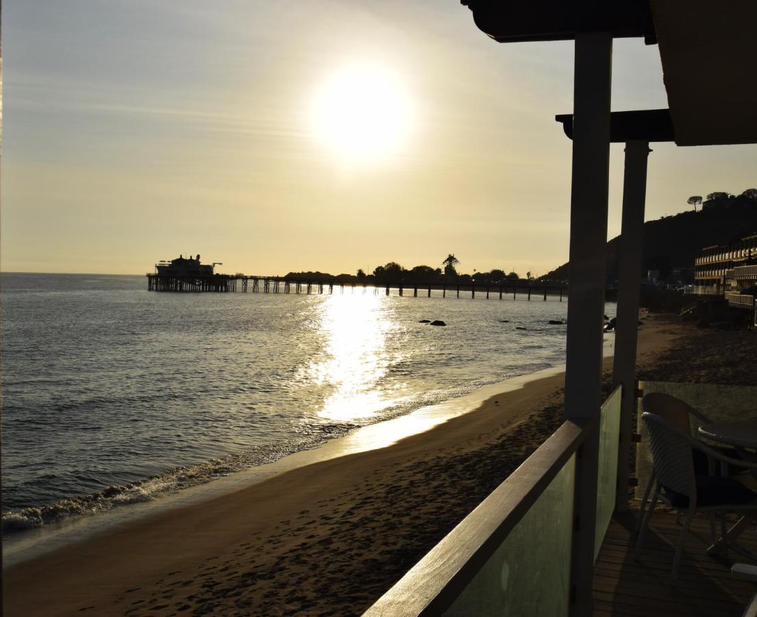 Malibu Private Beach Apartments Bagian luar foto