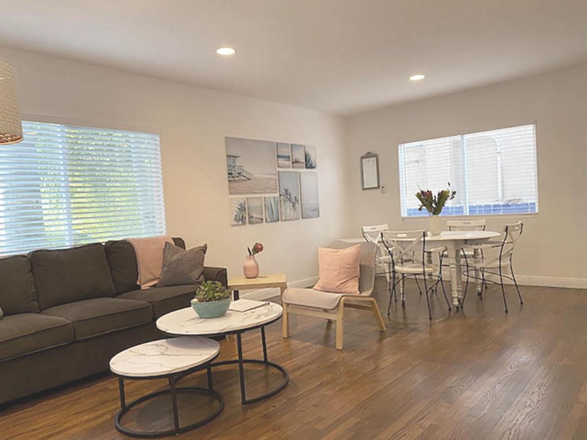 Malibu Private Beach Apartments Bagian luar foto