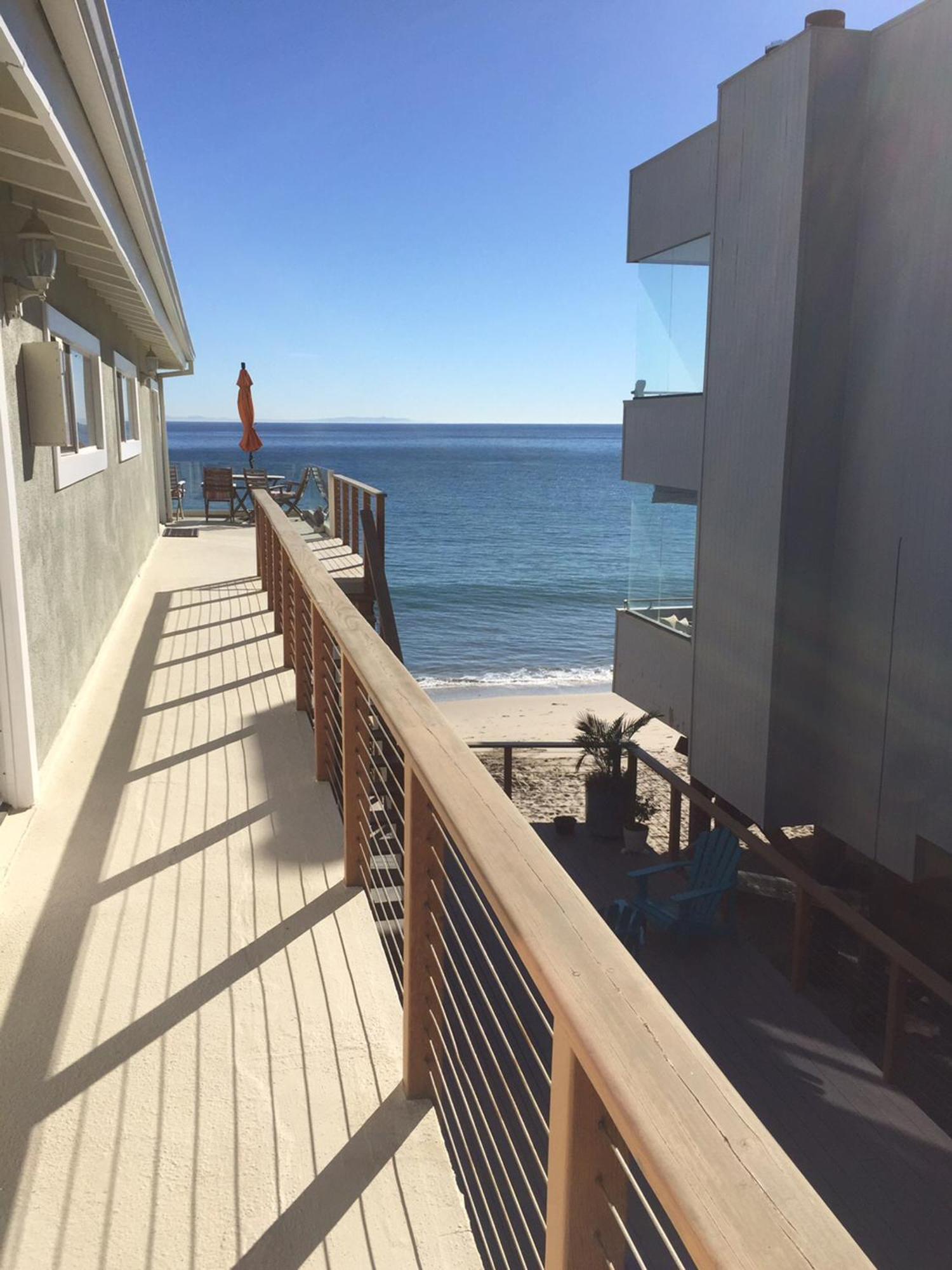 Malibu Private Beach Apartments Ruang foto