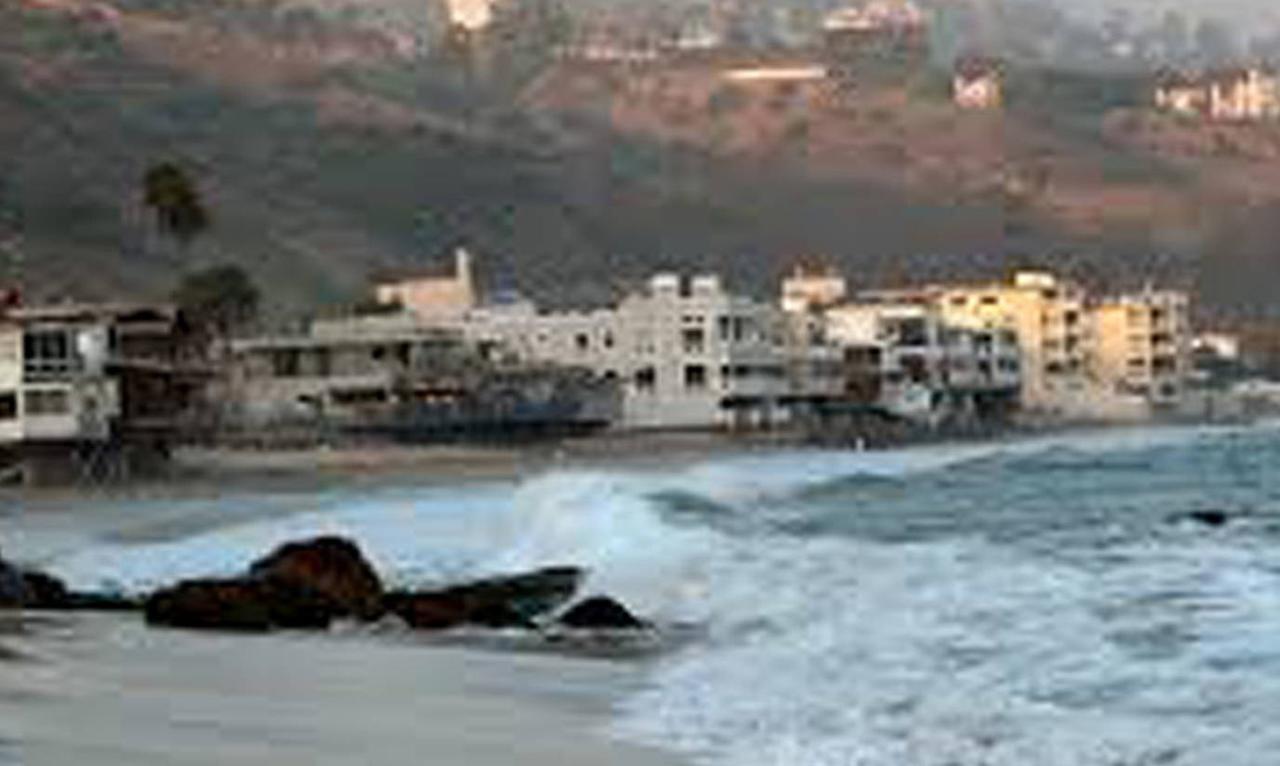 Malibu Private Beach Apartments Bagian luar foto