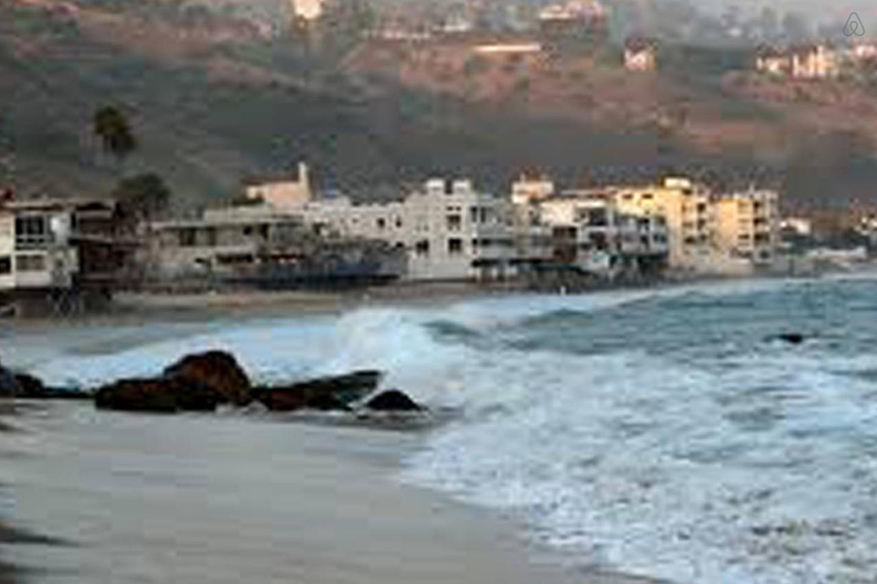 Malibu Private Beach Apartments Bagian luar foto