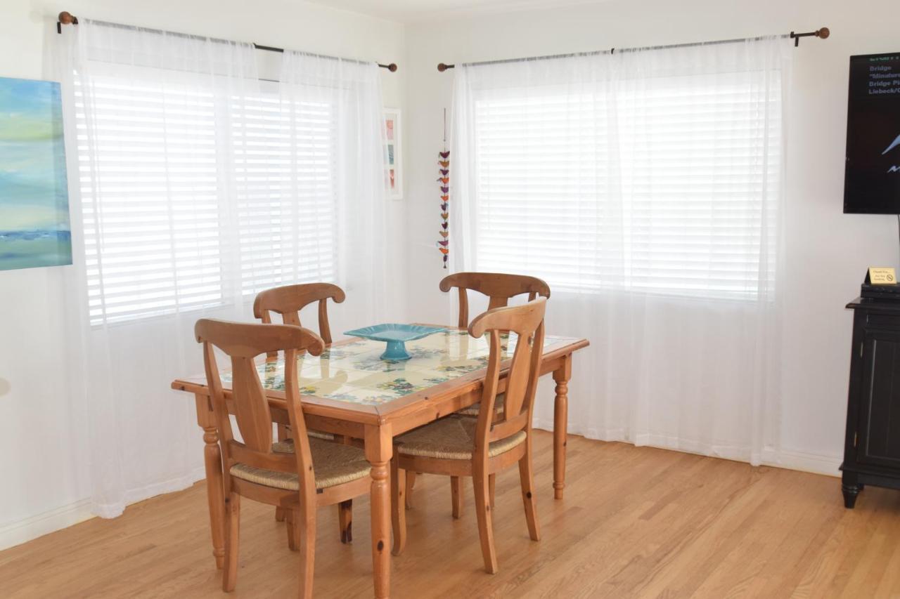 Malibu Private Beach Apartments Bagian luar foto