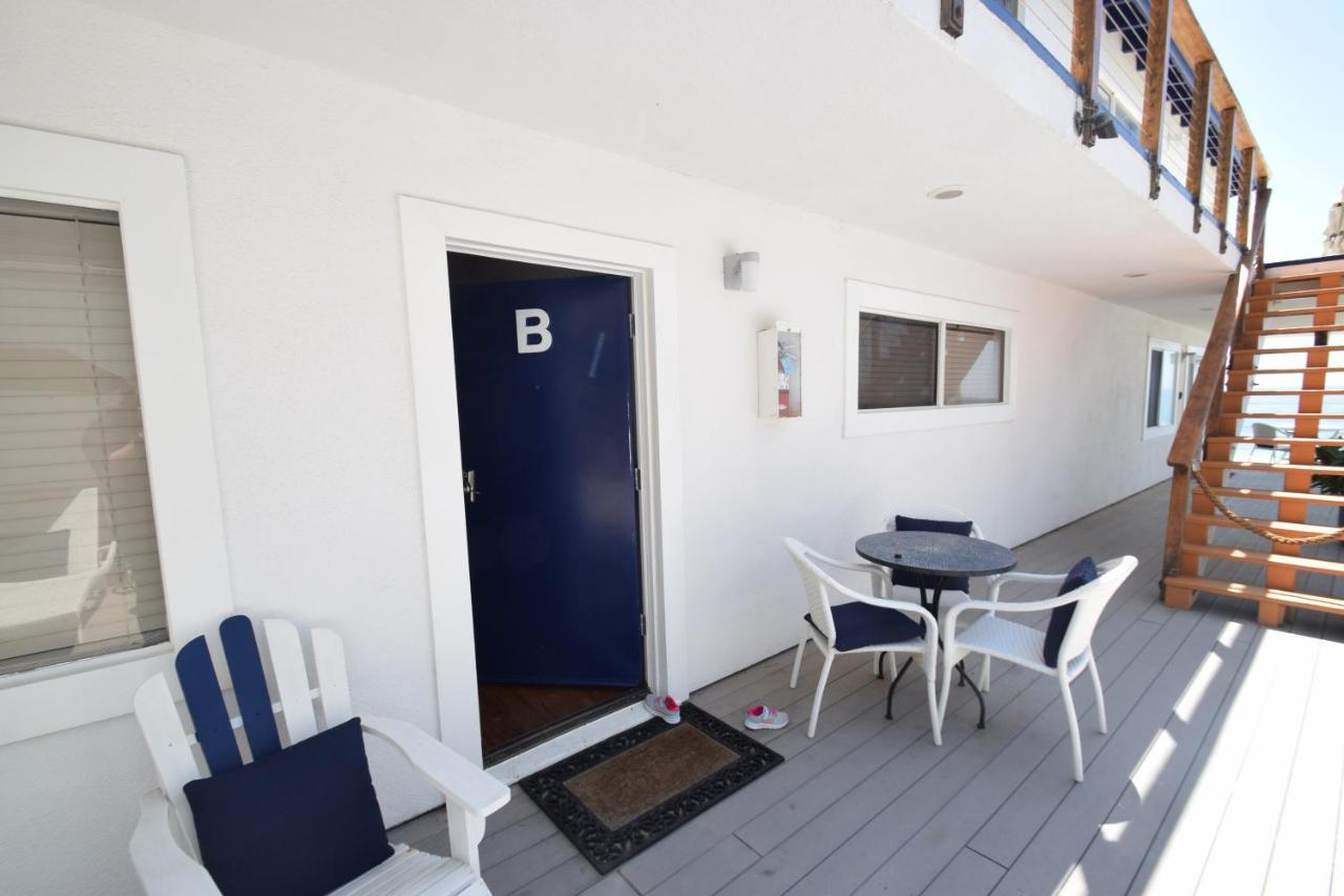 Malibu Private Beach Apartments Bagian luar foto