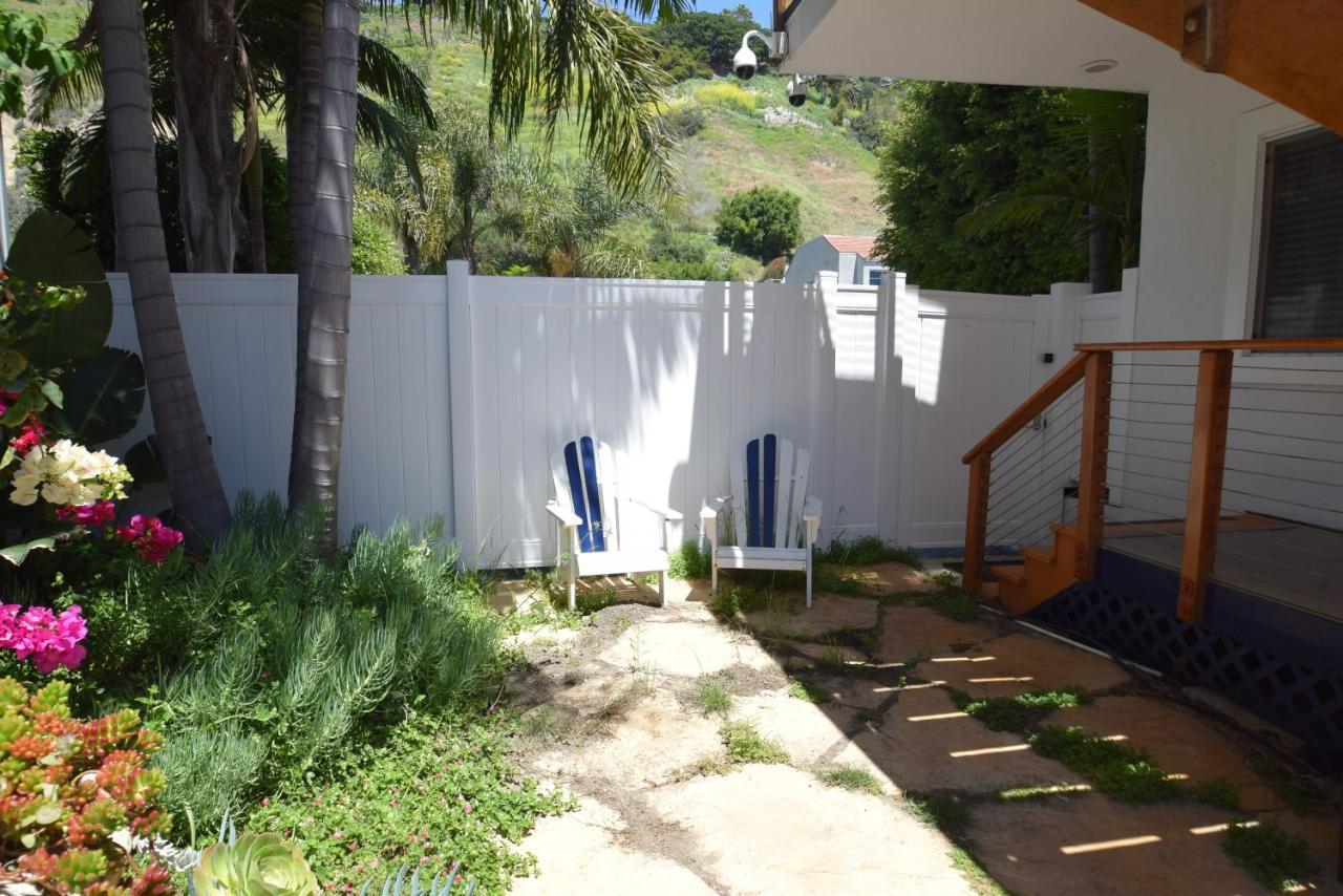 Malibu Private Beach Apartments Bagian luar foto