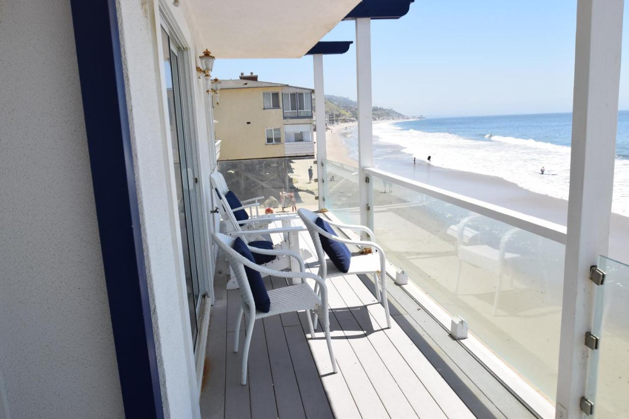 Malibu Private Beach Apartments Bagian luar foto